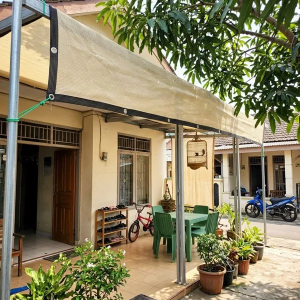Paranet Cream Teras Rumah